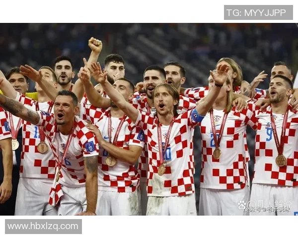 足球球星3号图集最新发布全景解析 聚焦全球顶级球员风采 足球球星3号图集最新发布全景解析 聚焦全球顶级球员风采