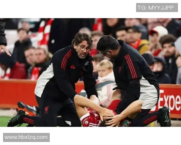 加纳足球球星突遭重伤未来赛事出战前景引发外界广泛关注